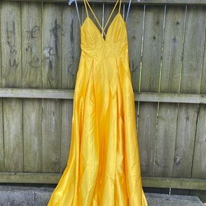 Windsor yellow gown